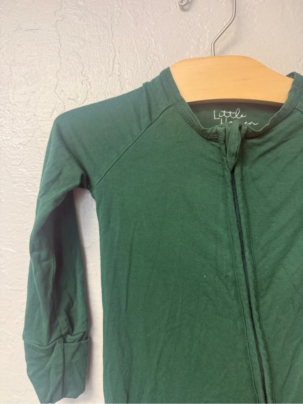 $12 ADD ON little haven cloth green footie 12-18M kyte baby zara h&m